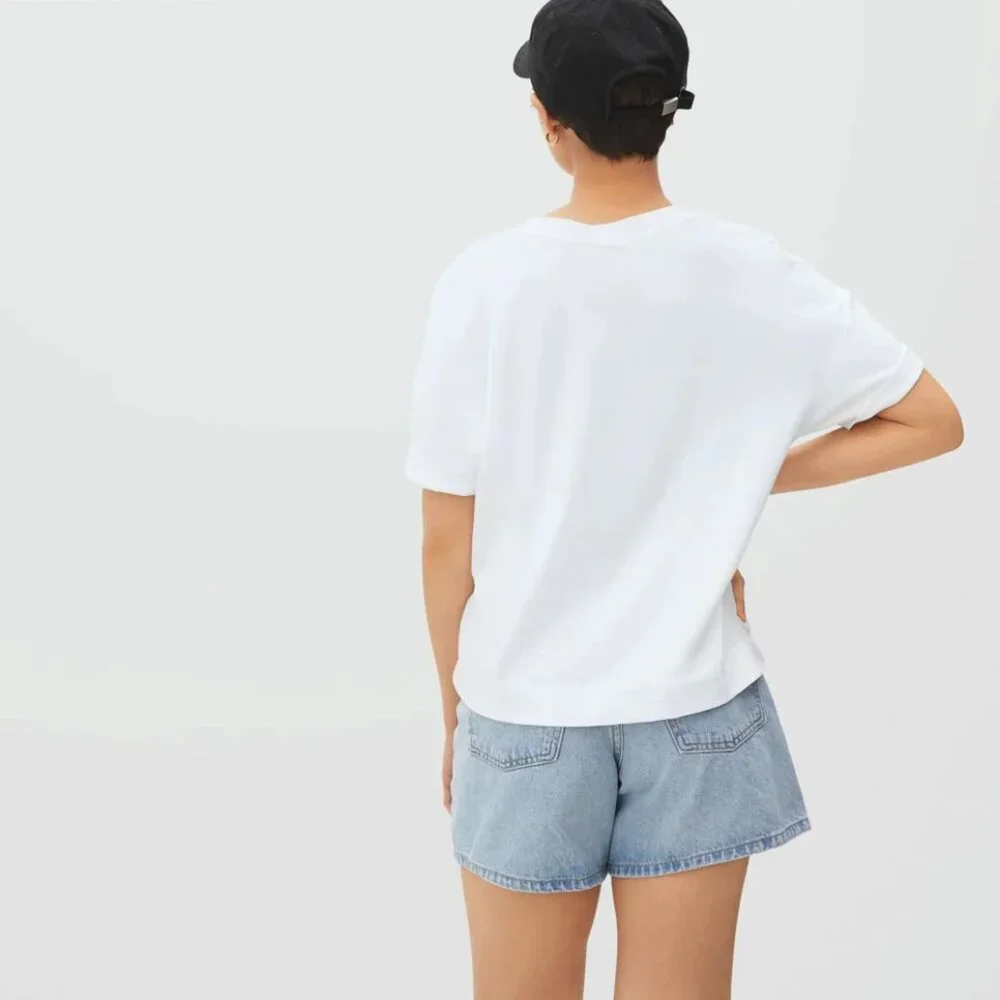 Everlane The Organic Cotton Slouchy V Neck in White - sz Small
